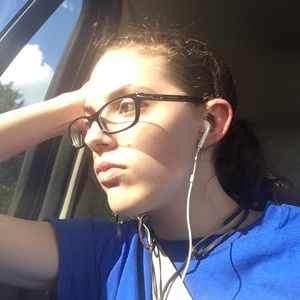 Meet your Posher, Katrina